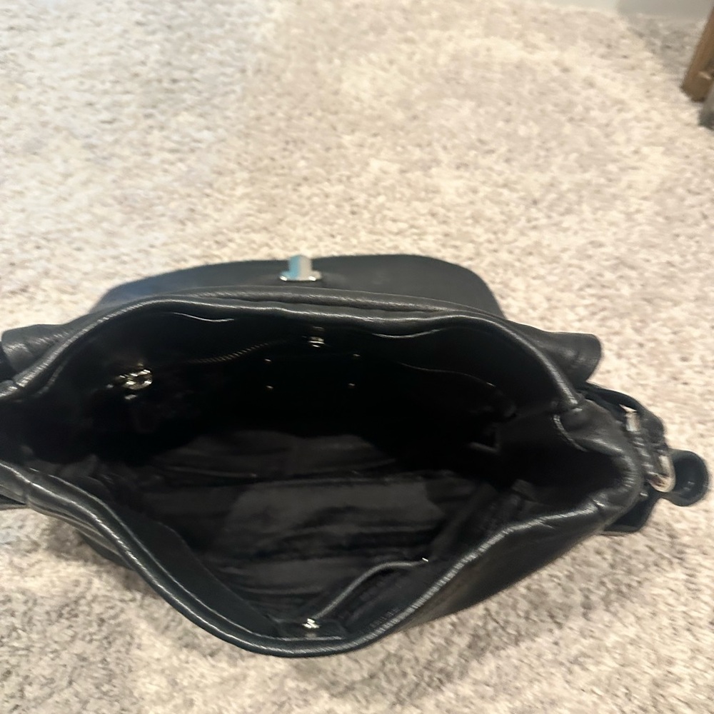 PRADA LEATHER SHOULDER BAG - Picture 5 of 6